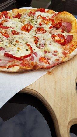 Pizza Pod Trójką